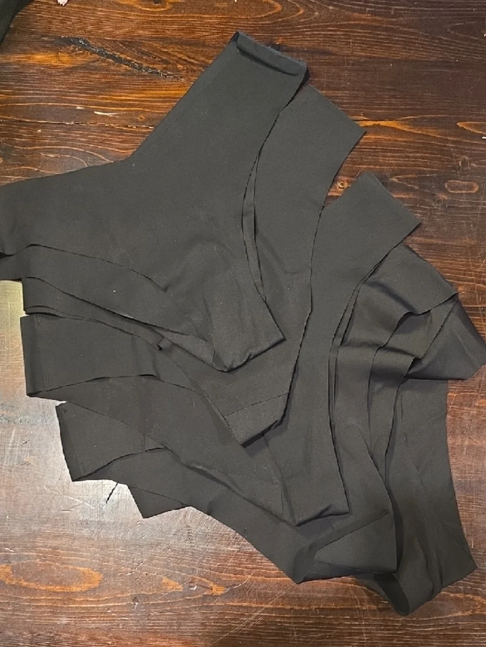Set of 5 Seamless No-Show Hipster Panties - Black - Size Medium - Picture 2 of 3